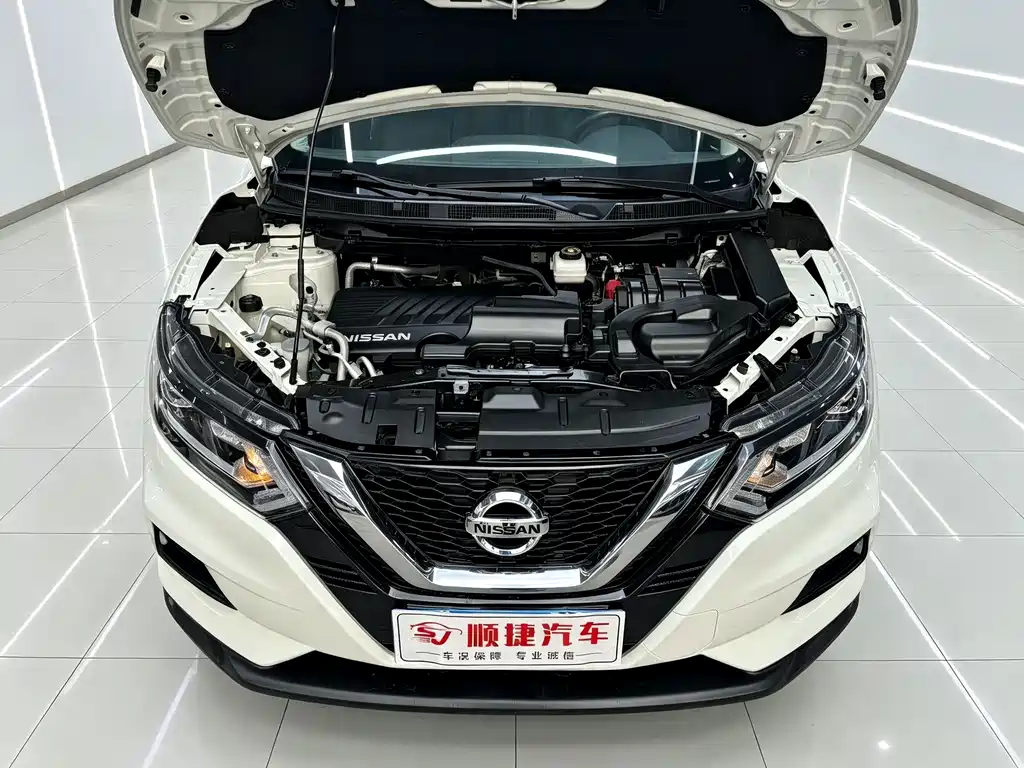 Nissan Qashqai — миниатюра 15