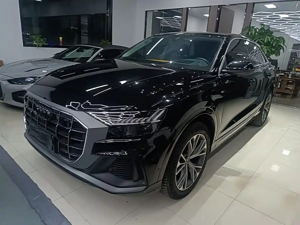 Audi Q8 2024