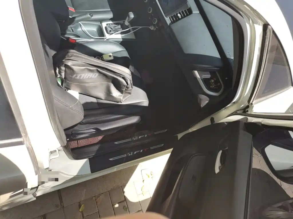 Honda Fit — миниатюра 19