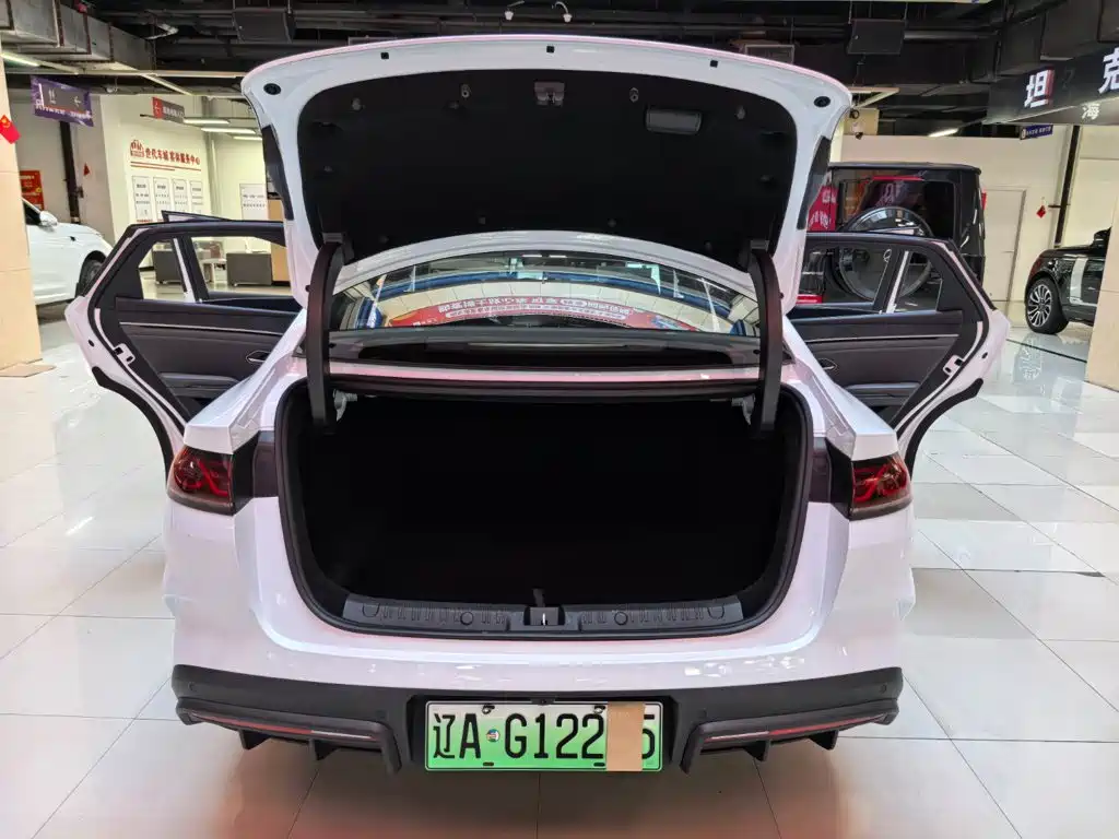 BYD Qin L — миниатюра 15