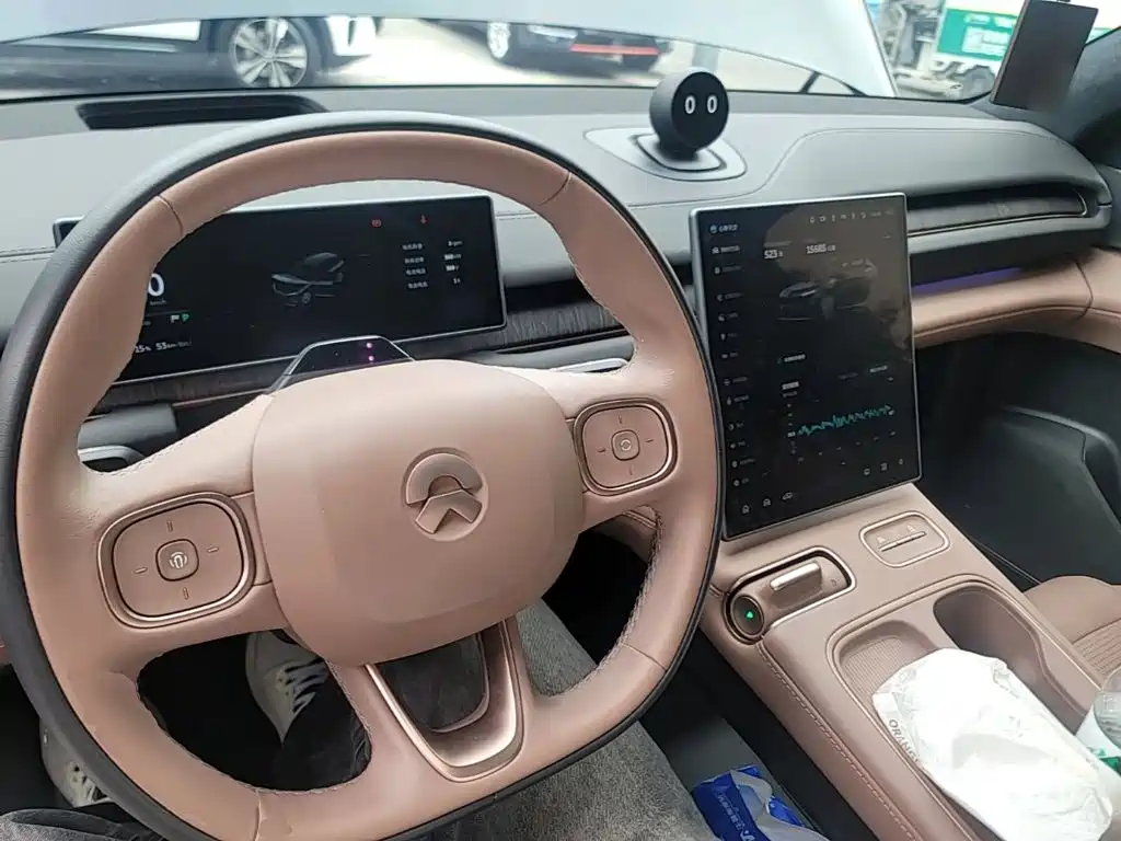 NIO ES6 — миниатюра 10