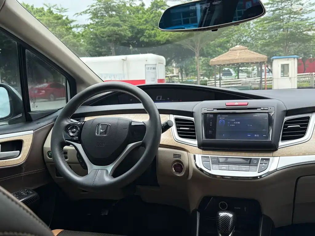 Honda Jade — миниатюра 5