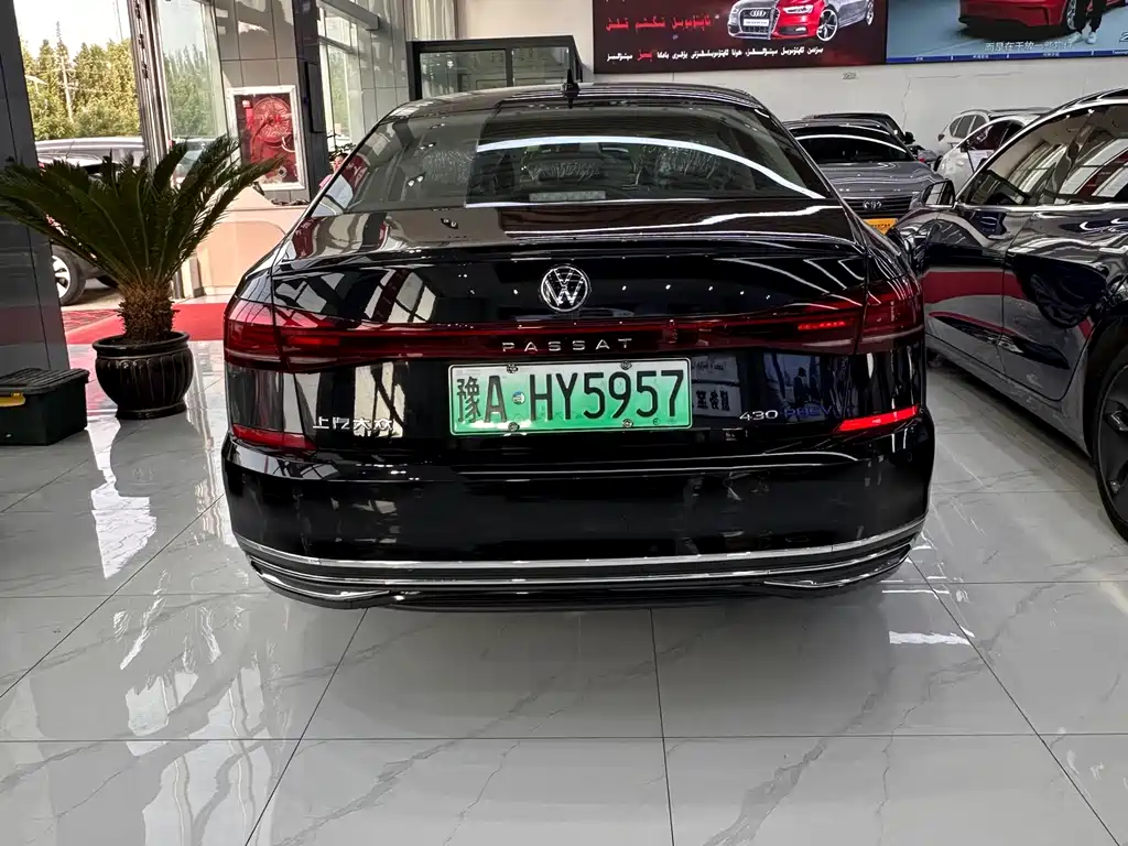 Volkswagen Passat 2025 430PHEV