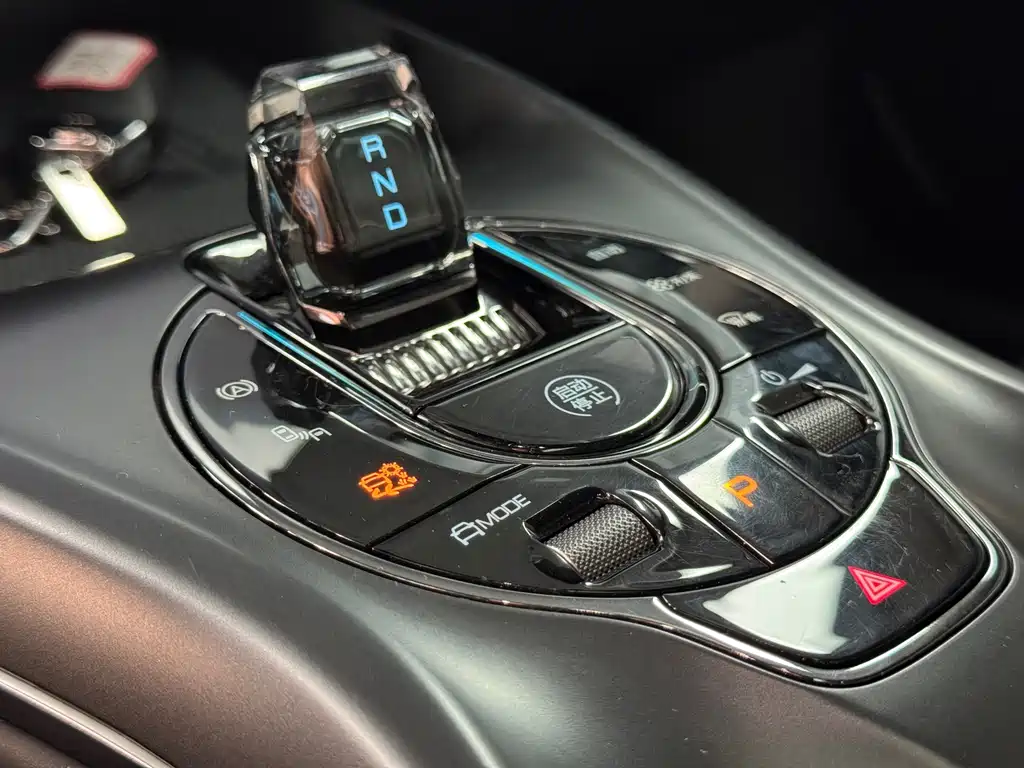BYD Seal — миниатюра 5