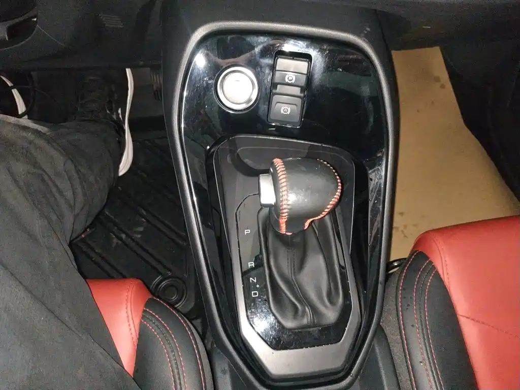 Haval H2s — миниатюра 14