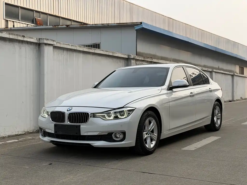 BMW 3 Series 2016
