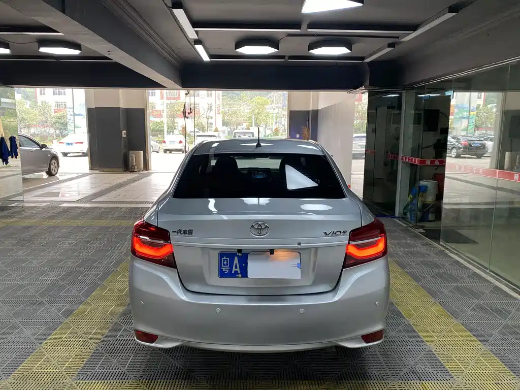Toyota Vios — миниатюра 3