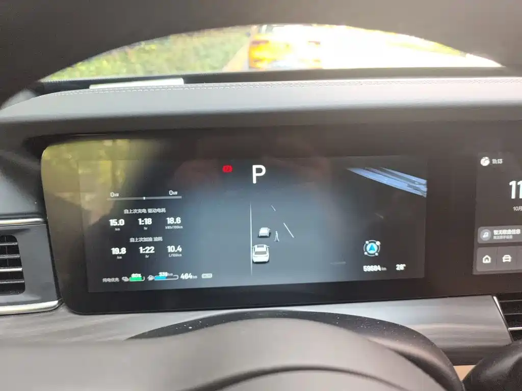 Li Auto Li ONE — миниатюра 12
