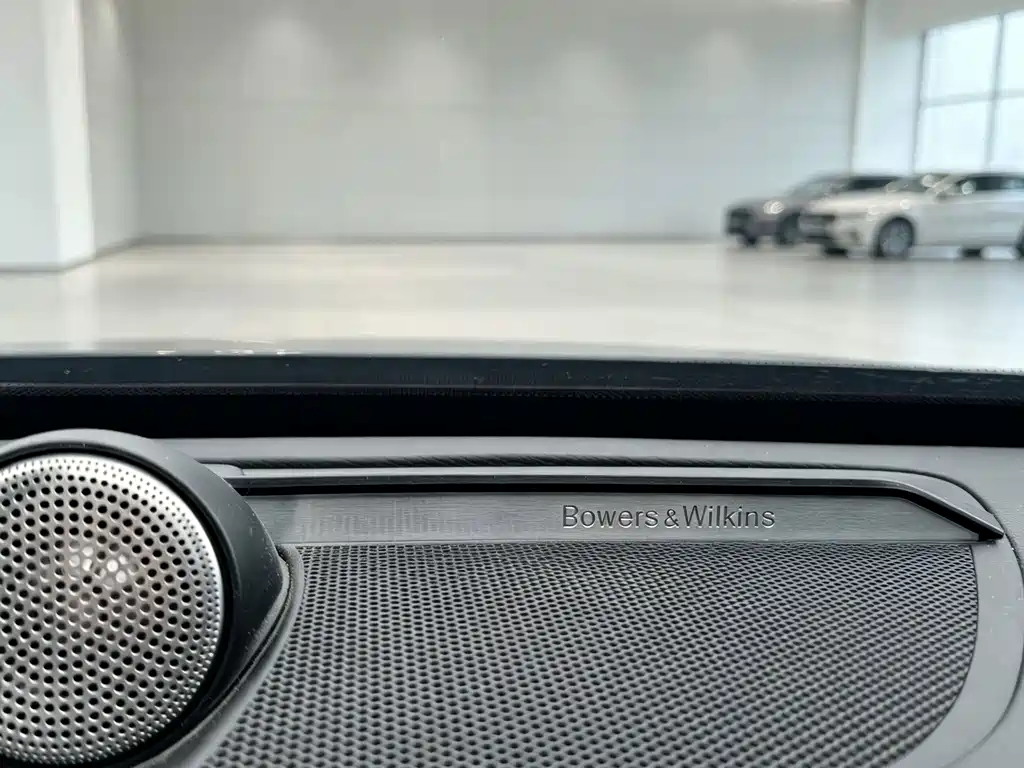 Volvo XC90 — миниатюра 13