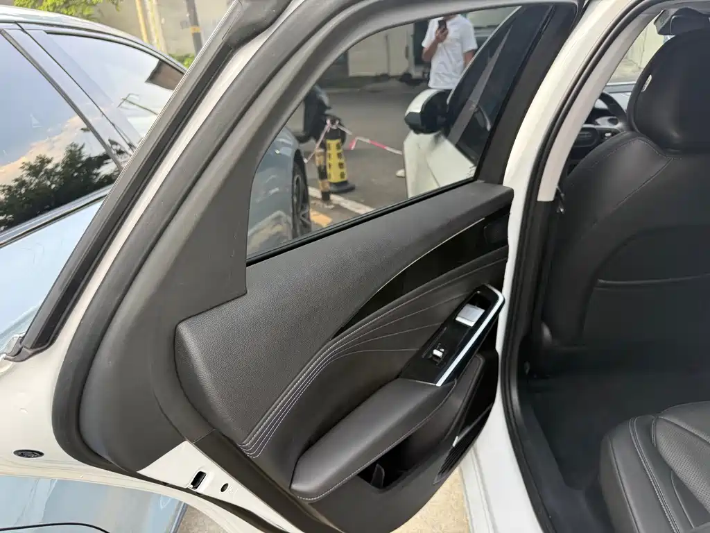 Geely Xingrui — миниатюра 9