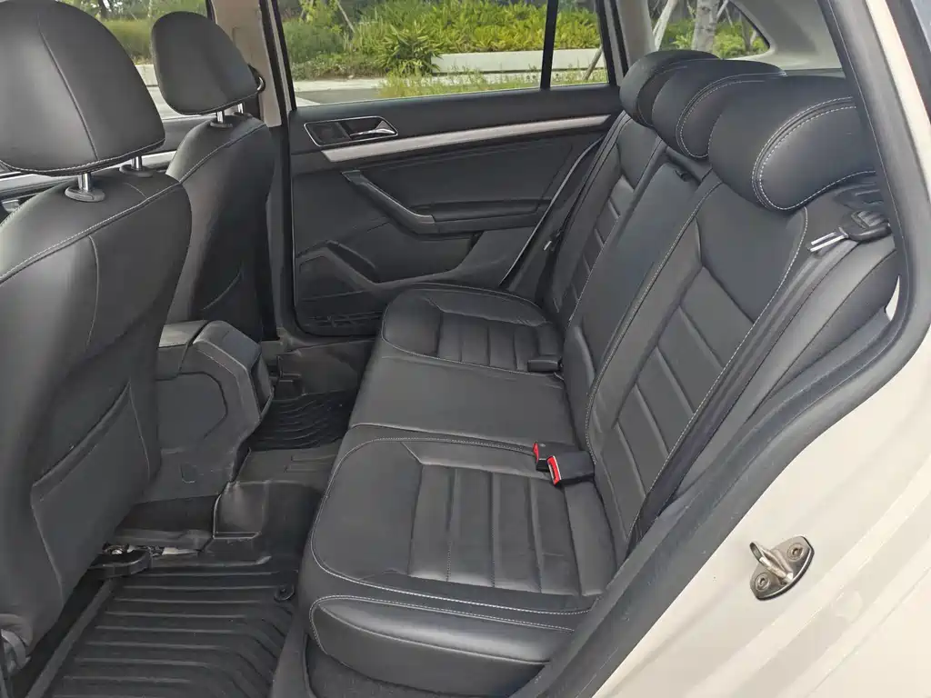 Volkswagen Gran Lavida — миниатюра 10