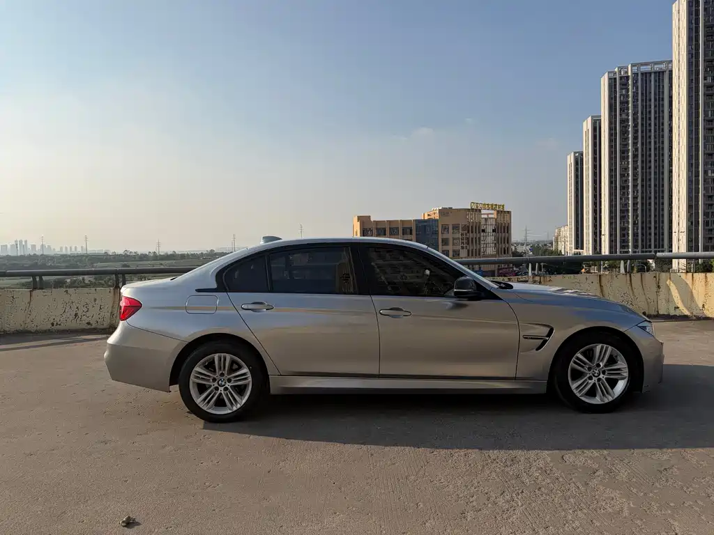 BMW 3 Series — миниатюра 17