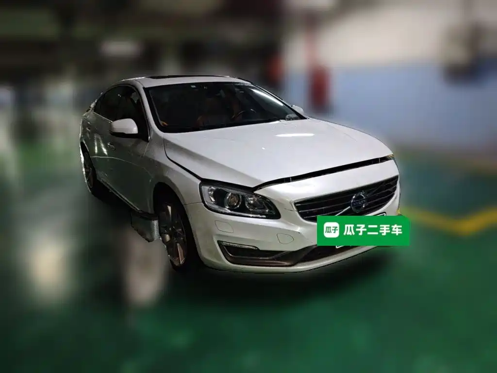 Volvo S60 — миниатюра 3