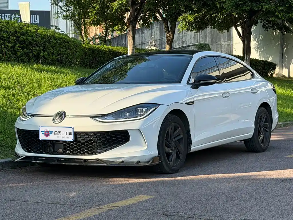 凌渡 2023款 凌渡L 280TSI DSG热辣版 2024
