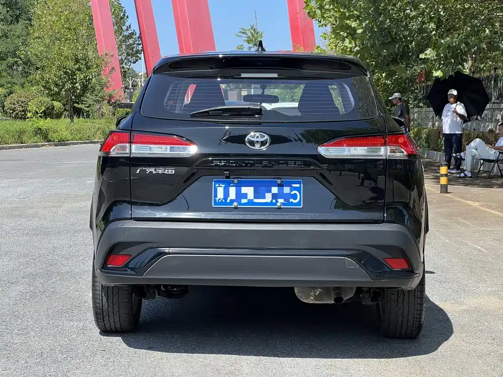 Toyota Frontlander — миниатюра 16