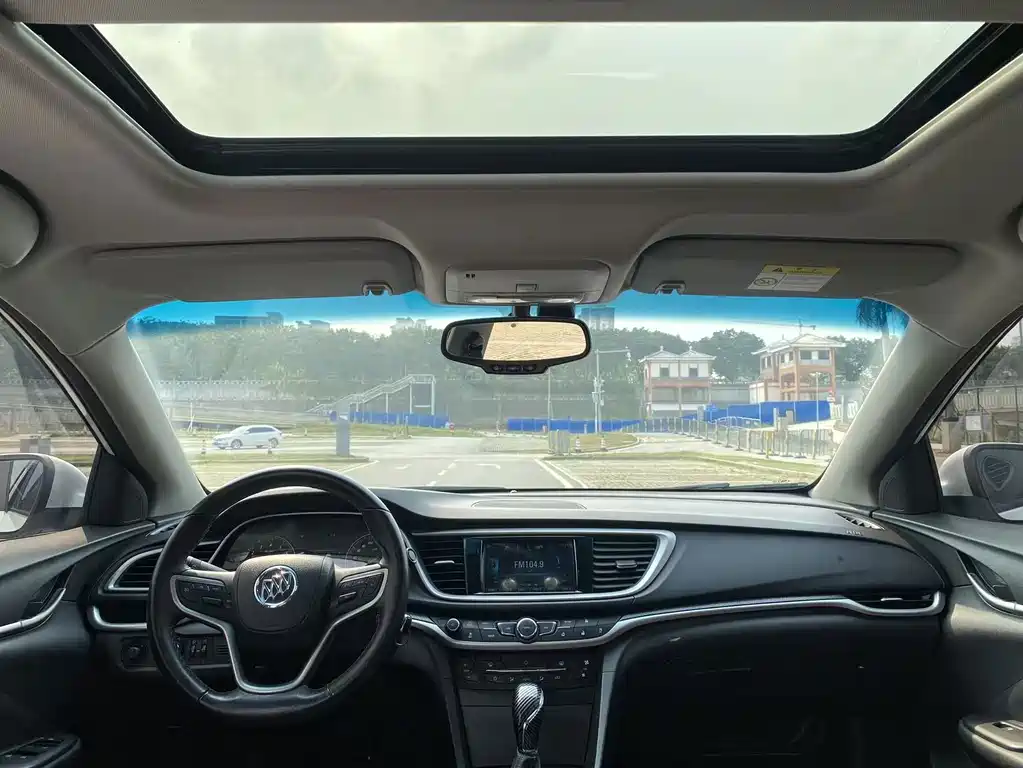Buick Excelle — миниатюра 10