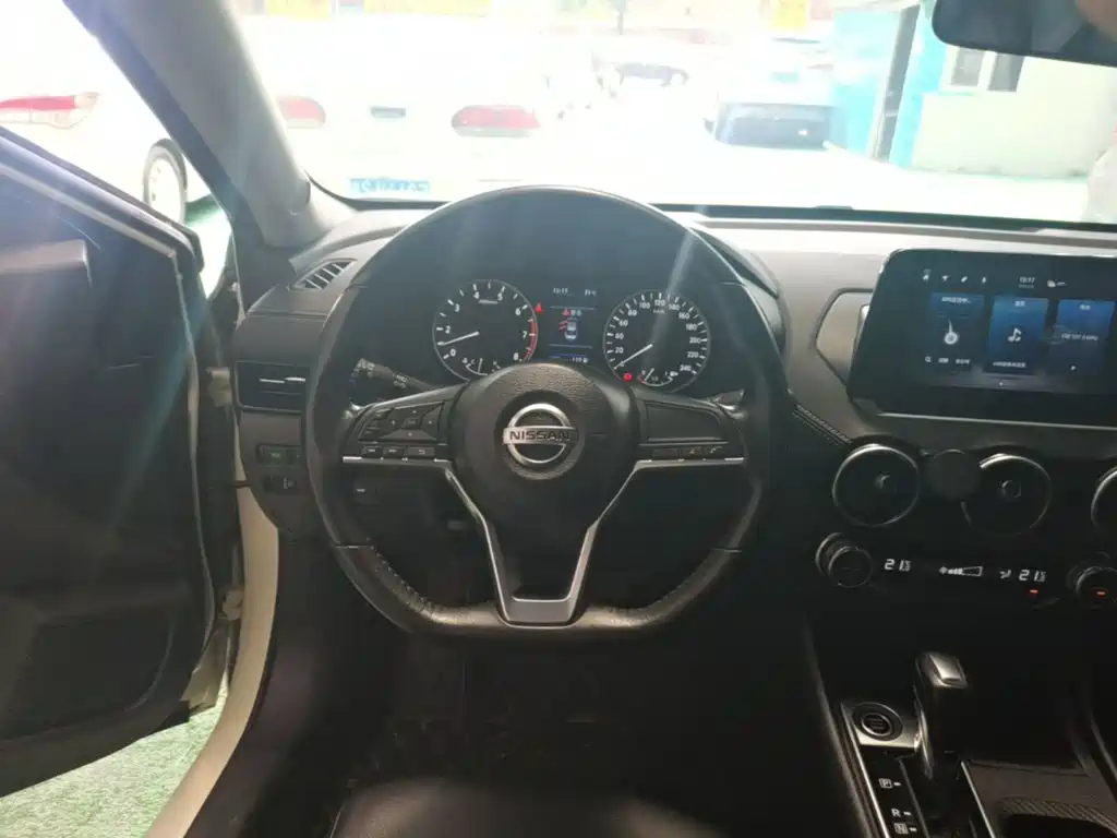 Nissan Sylphy — миниатюра 7