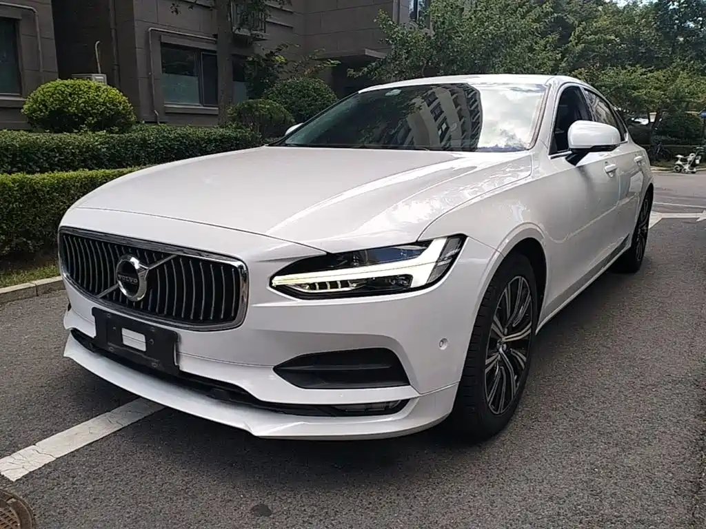 Volvo S90 — миниатюра 2