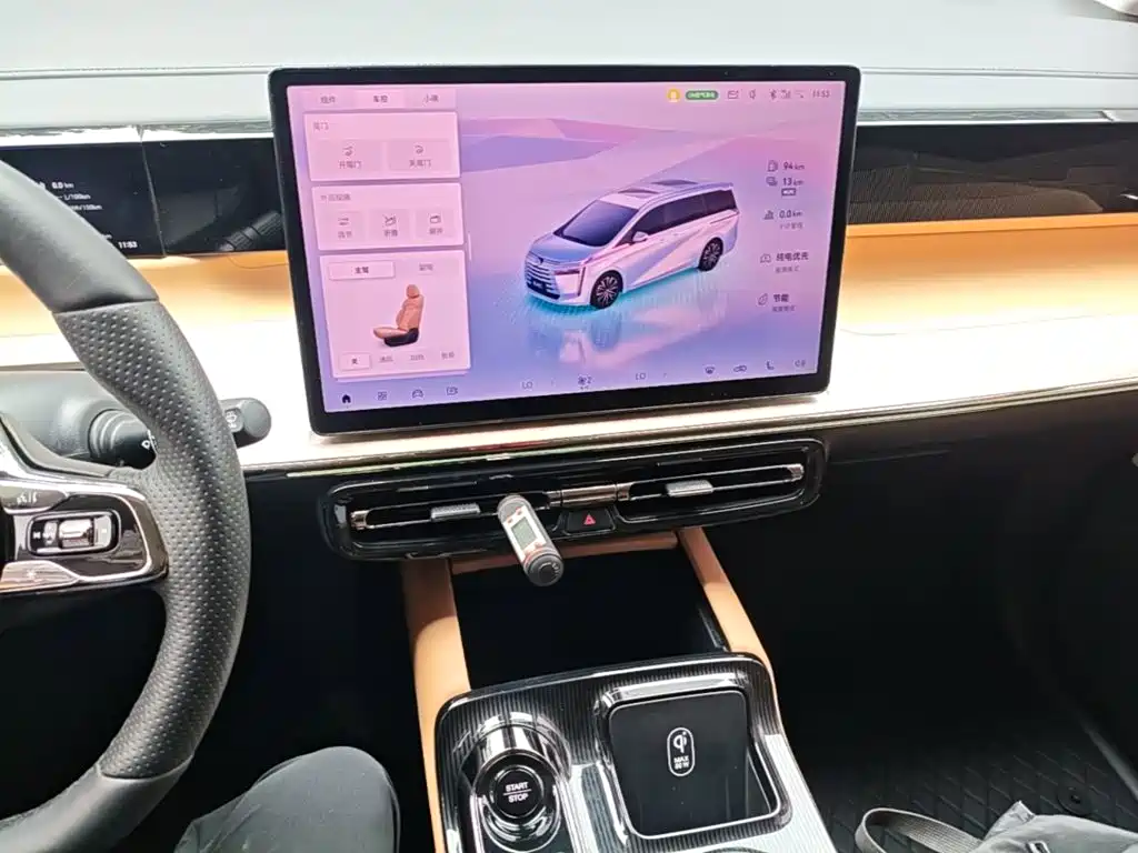 GAC Motor Trumpchi E8 PHEV — миниатюра 13