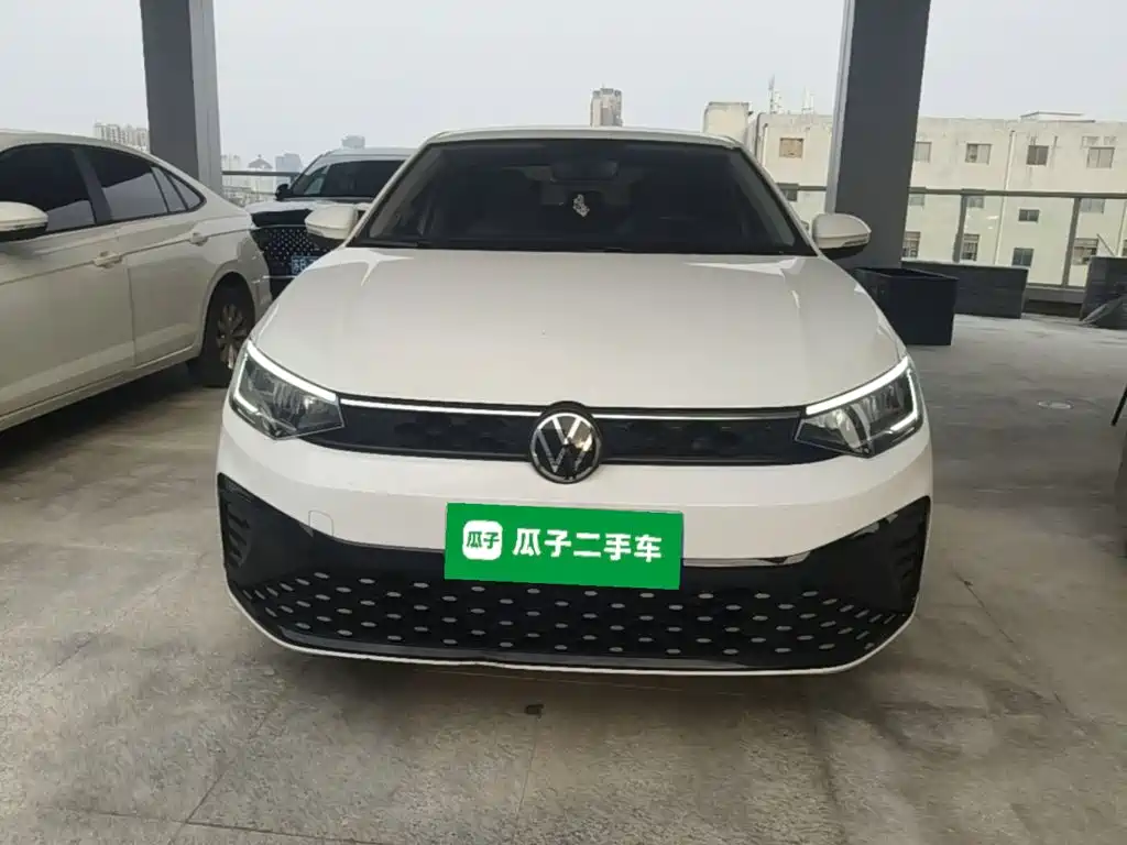 Volkswagen Lavida — миниатюра 3