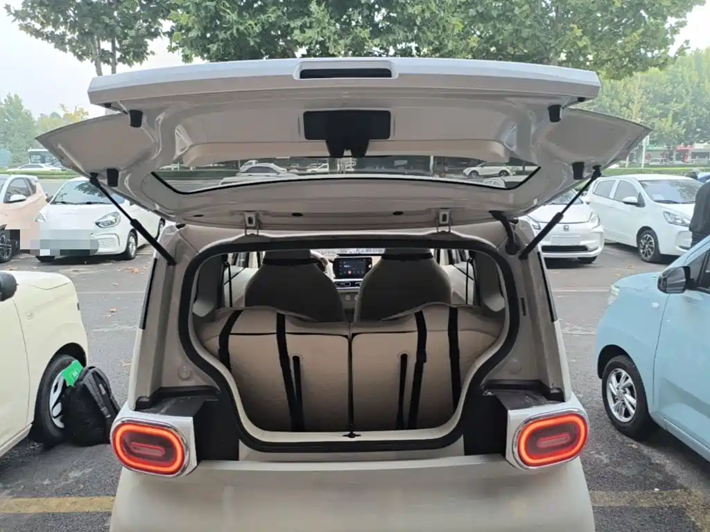 Wuling MINIEV — миниатюра 19