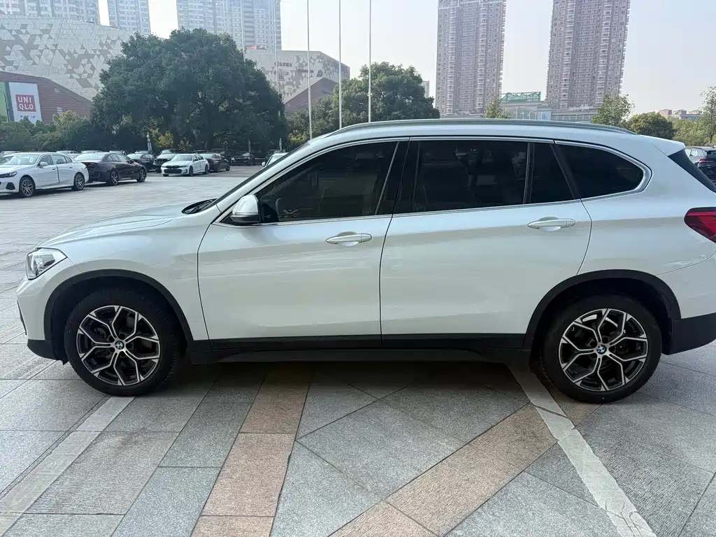 BMW X1 — миниатюра 3