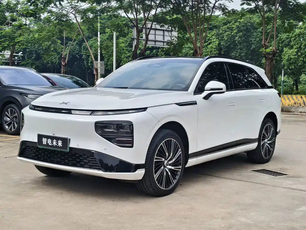 Xpeng G9