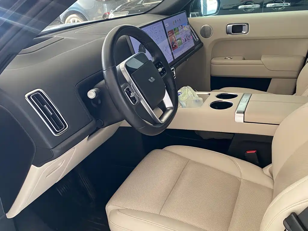 Li Auto Li L8 — миниатюра 3