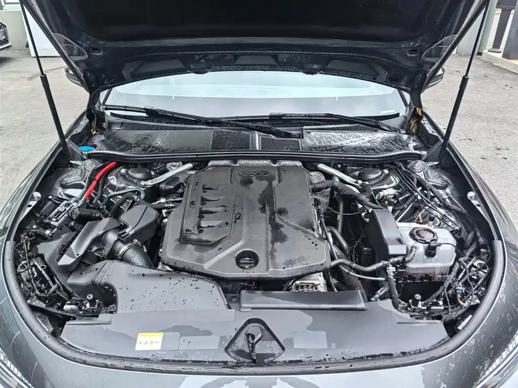 Audi A5L — миниатюра 8