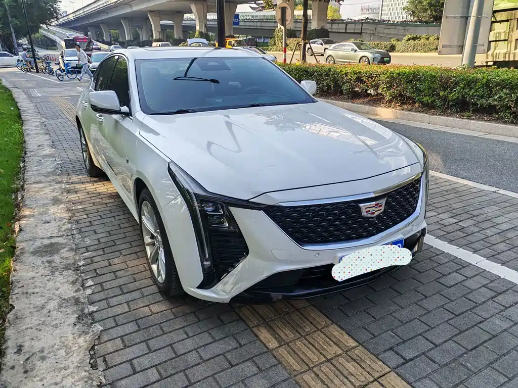 Cadillac CT5 — миниатюра 6