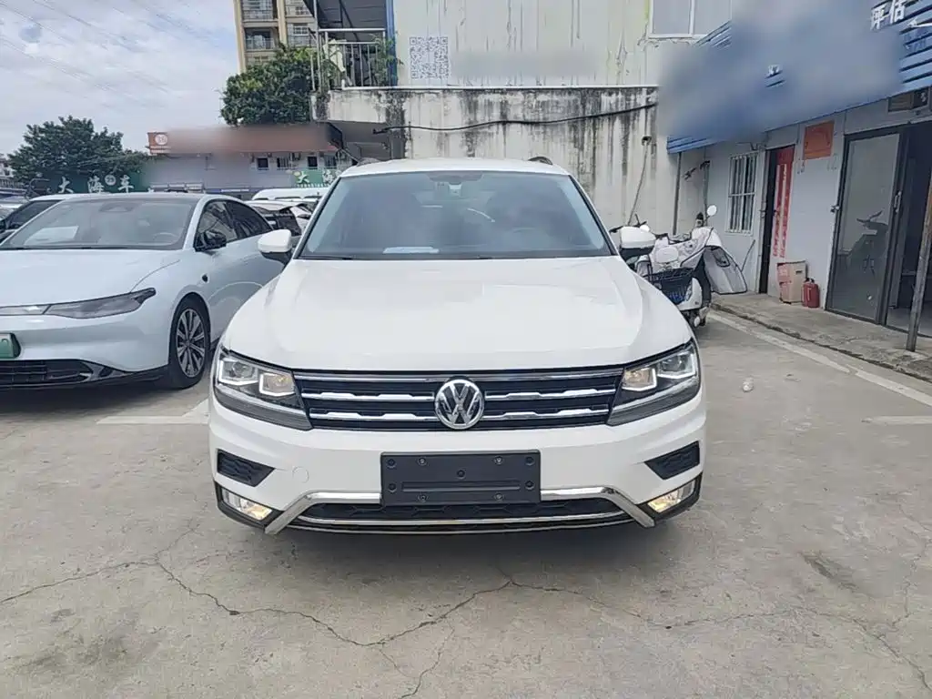 Volkswagen Tiguan L — миниатюра 3