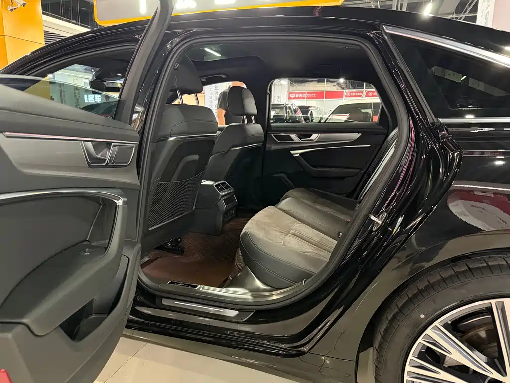 Audi A6L — миниатюра 13