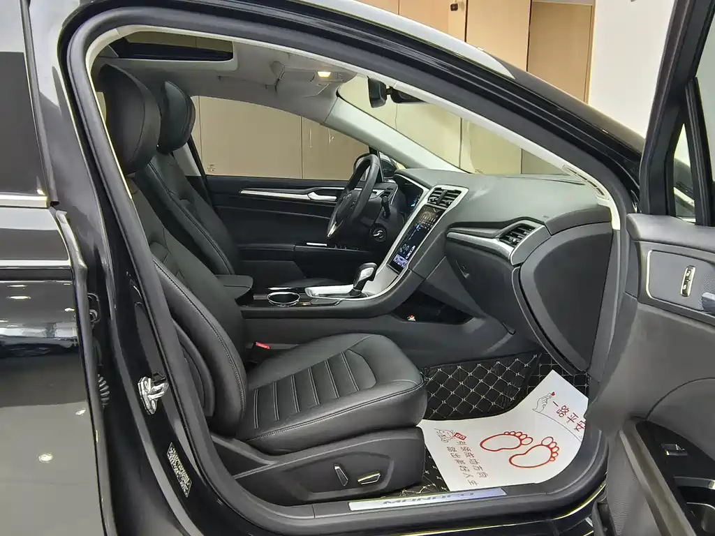 Ford Mondeo — миниатюра 11