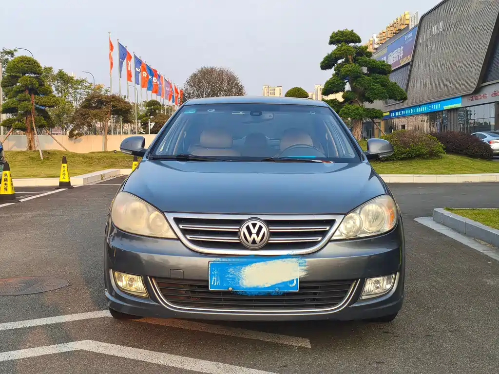Volkswagen Lavida — миниатюра 2