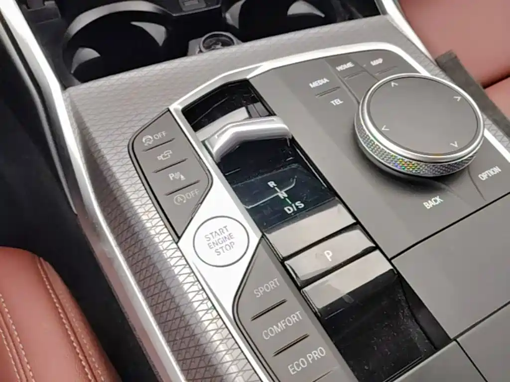 BMW 3 Series — миниатюра 14