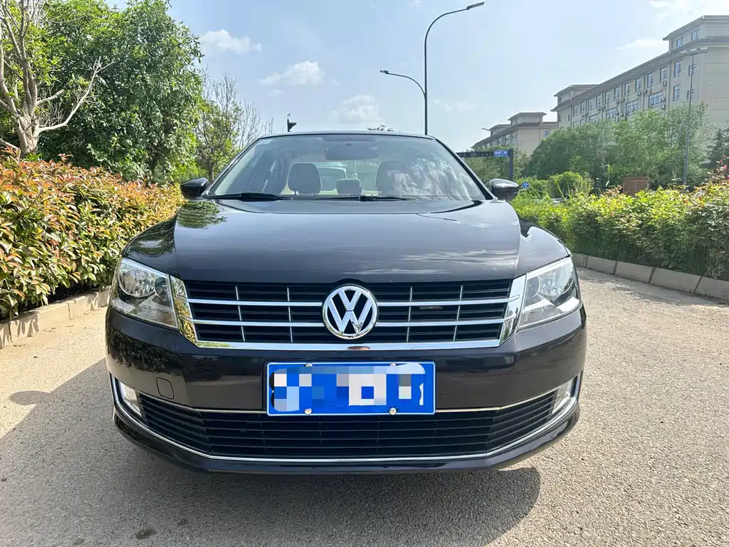 Volkswagen Lavida 2015 1.6L AT Comfort
