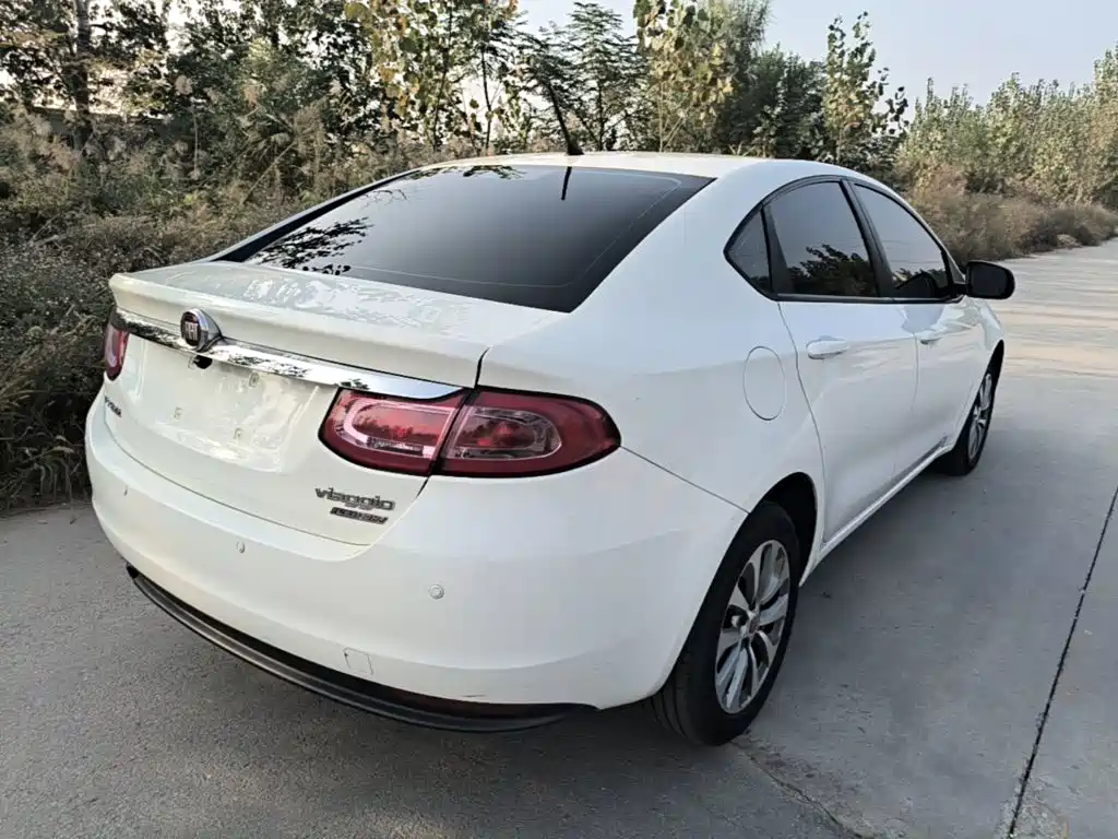 Fiat Viaggio — миниатюра 7