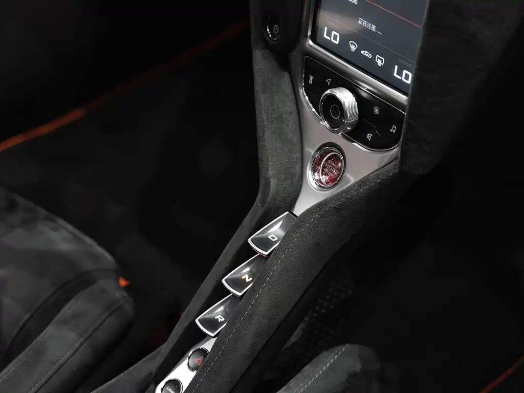 McLaren 720S — миниатюра 29