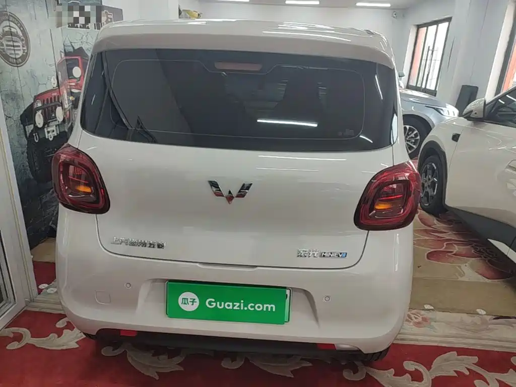 Wuling MINIEV — миниатюра 6