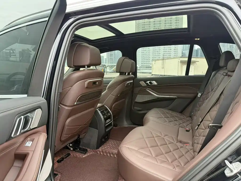 BMW X5 — миниатюра 9