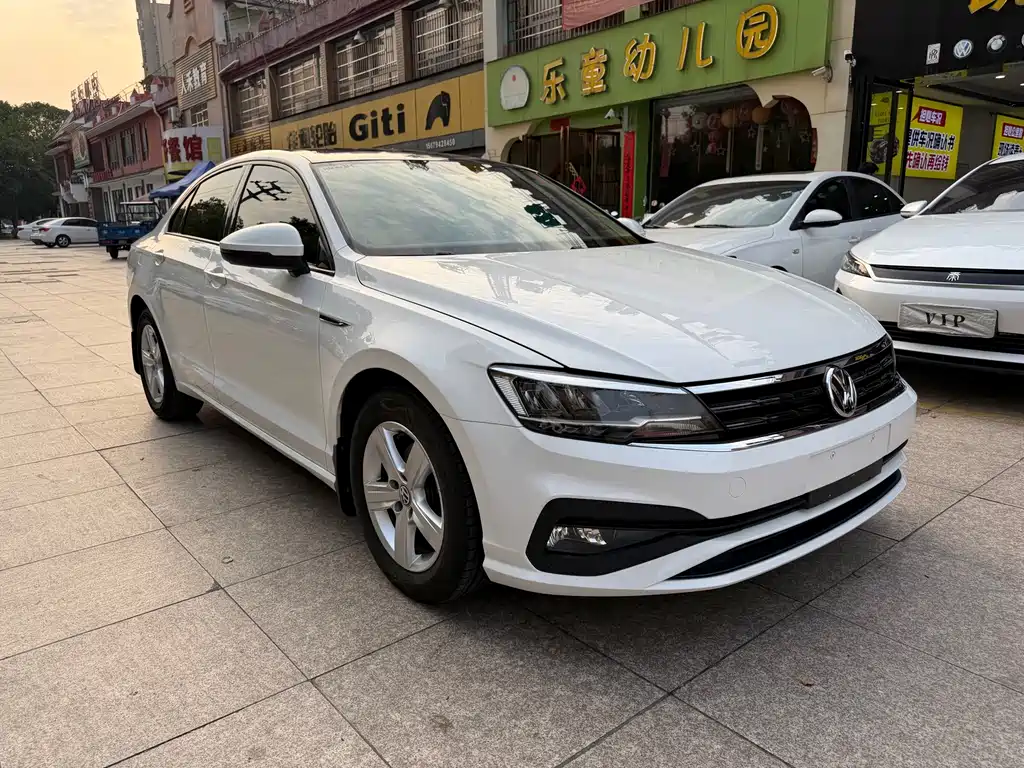 Volkswagen Lamando — миниатюра 3