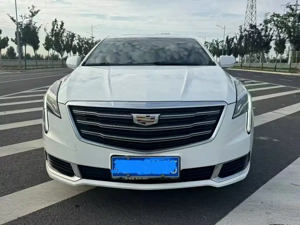 Cadillac XTS 2018 28T