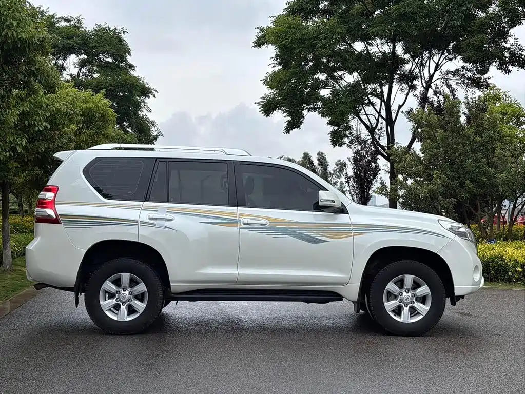 Toyota Prado — миниатюра 4