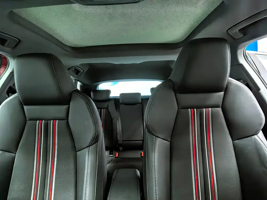 Audi A3 - фото 10