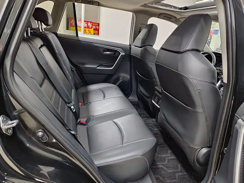 TOYOTA RAV4 RONGFANG