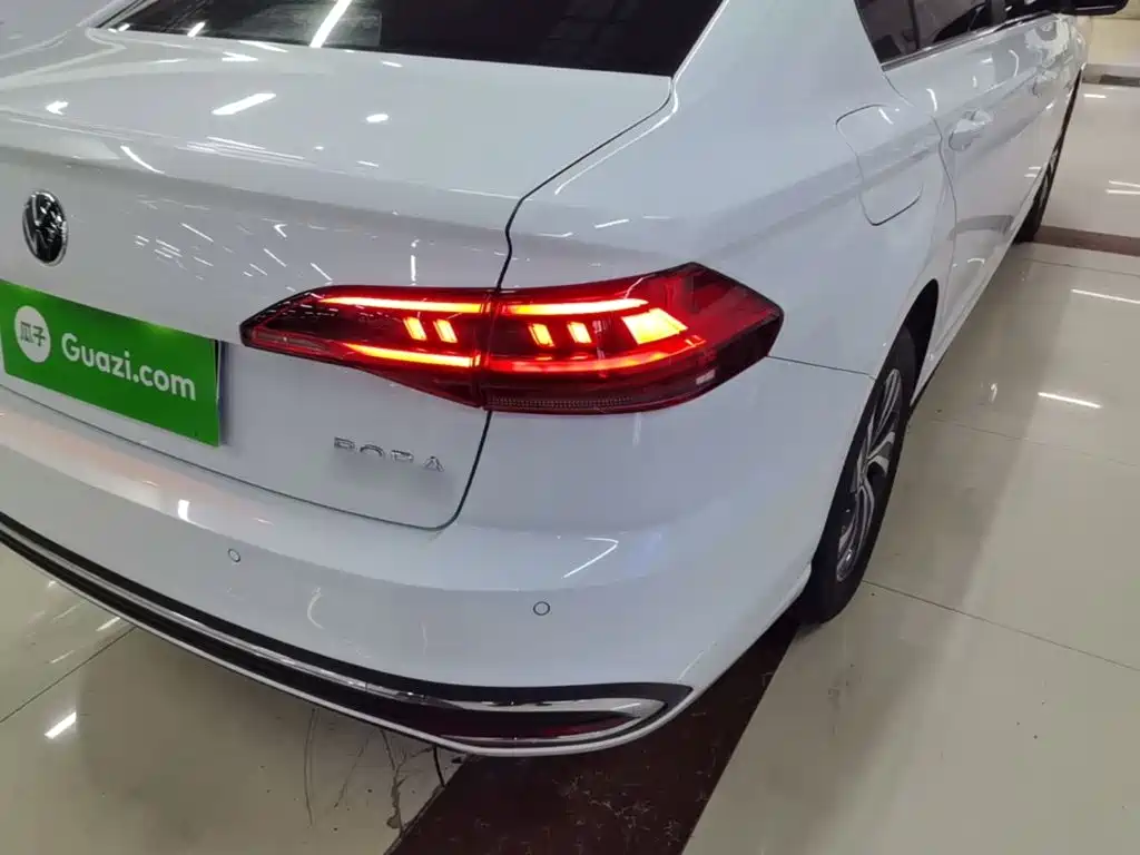 Volkswagen Bora — миниатюра 8