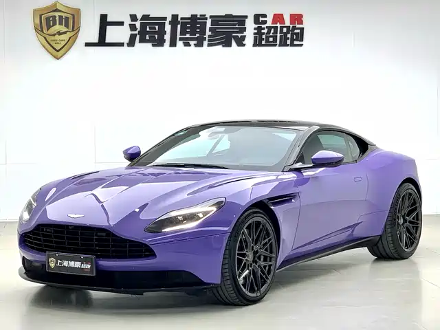 ASTON MARTIN  DB11 2021