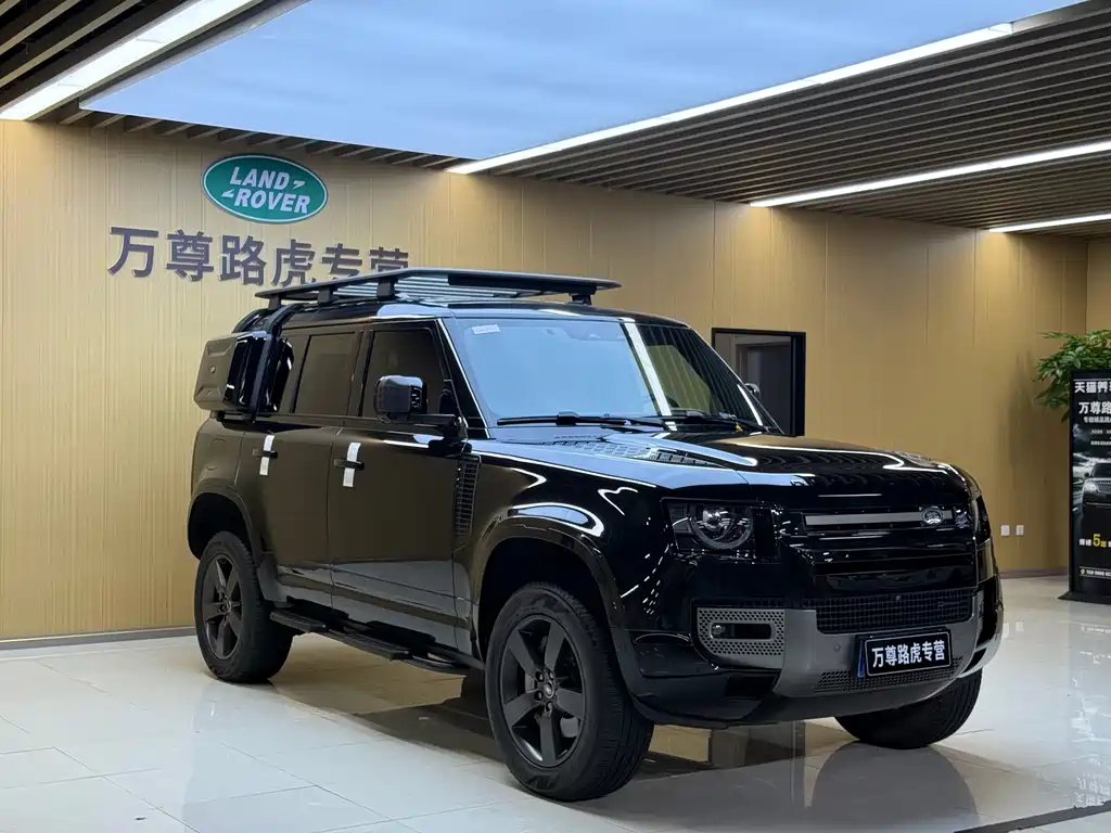 Land Rover Defender — миниатюра 3