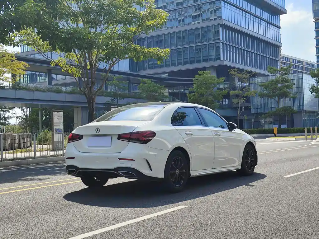 Mercedes-Benz A-Class — миниатюра 6