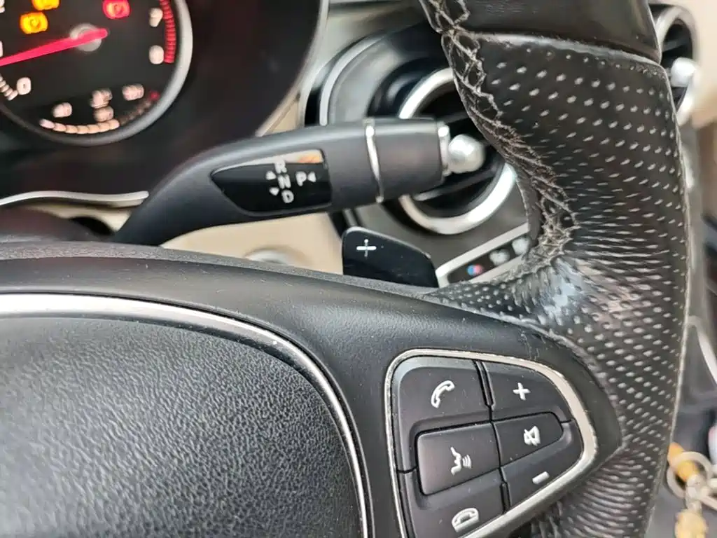 Mercedes-Benz C-Class — миниатюра 14